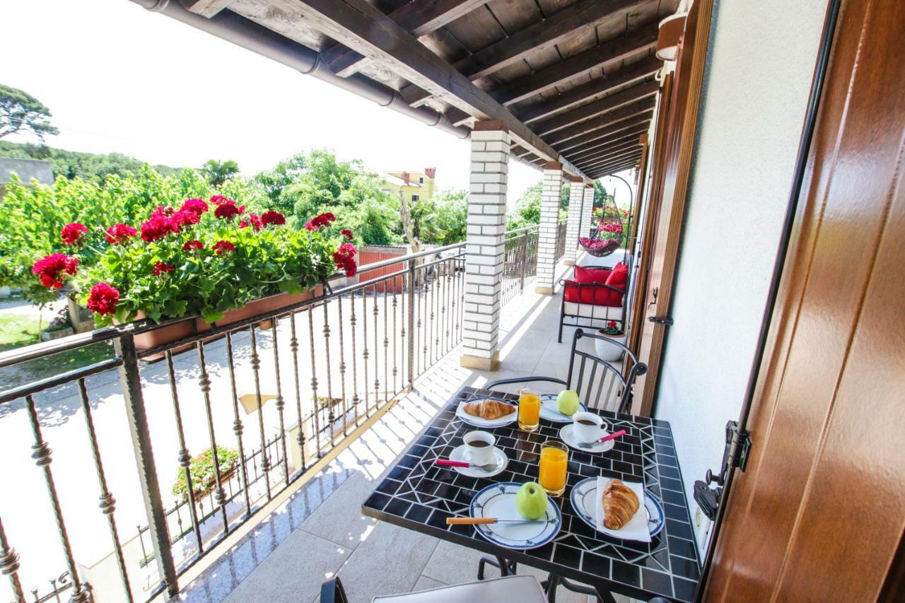 Apartment Dori Poreč Dış mekan fotoğraf